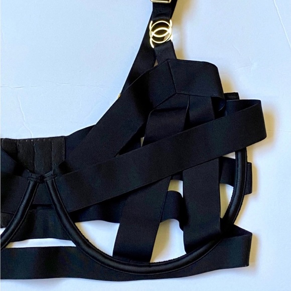 BRAND NEW! VICTORIA’S SECRET UNLINED DEMI STRAPPY CUTOUT BRA - Picture 6 of 10